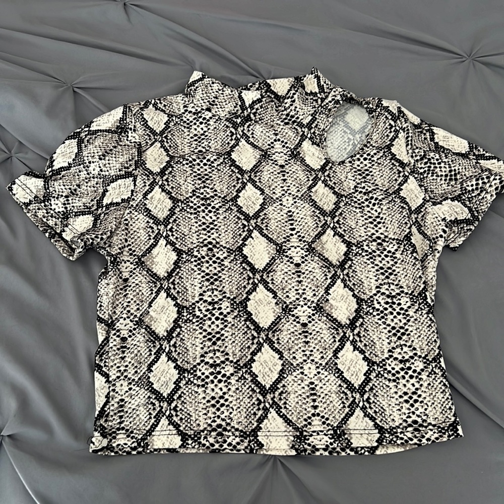 Tight Snake Skin Turtle Neck Crop Top